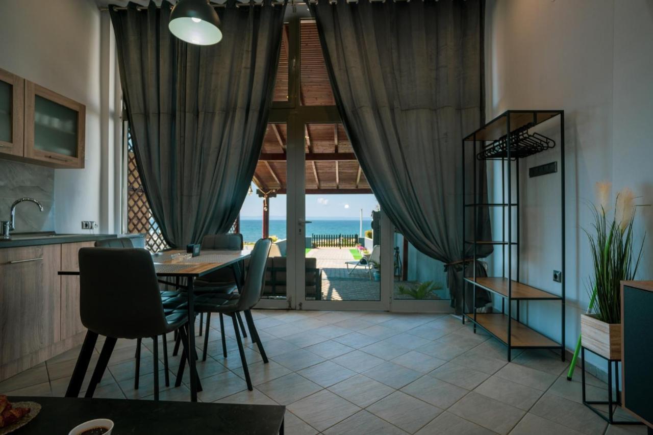Seashell Luxury Apartment Никити Экстерьер фото